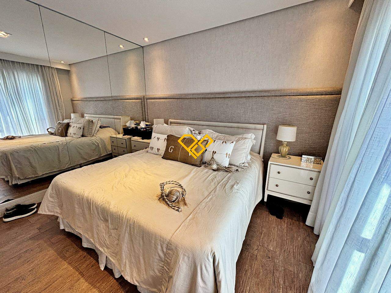 Apartamento à venda no Gonzaga: Dormitório 1 - suíte