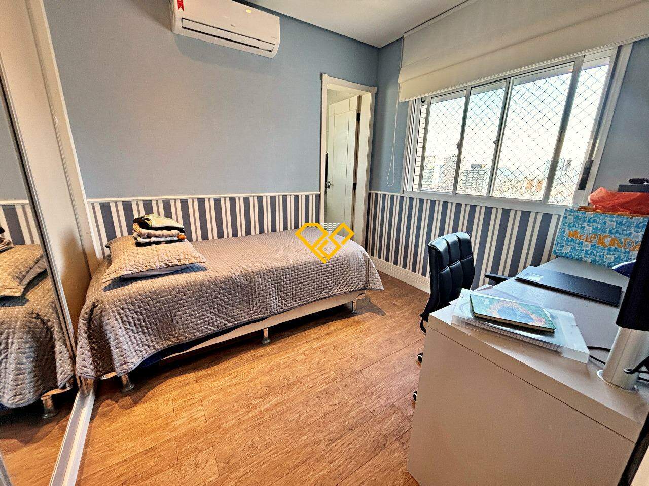 Apartamento à venda no Gonzaga: Dormitório 2 - suíte