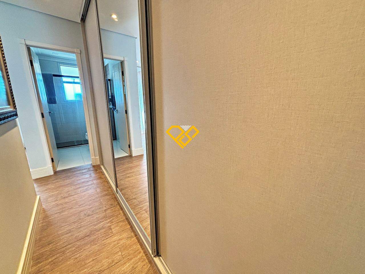 Apartamento à venda no Gonzaga: Área íntima
