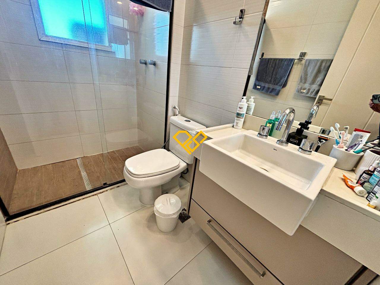 Apartamento à venda no Gonzaga: Wc suíte 1