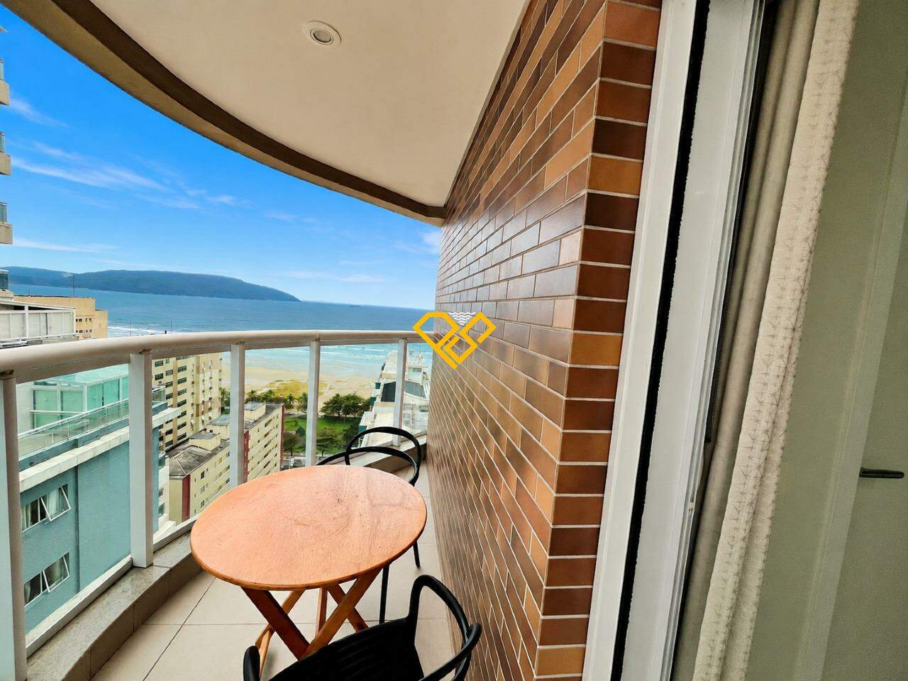 Apartamento à venda no Pompéia: Varanda