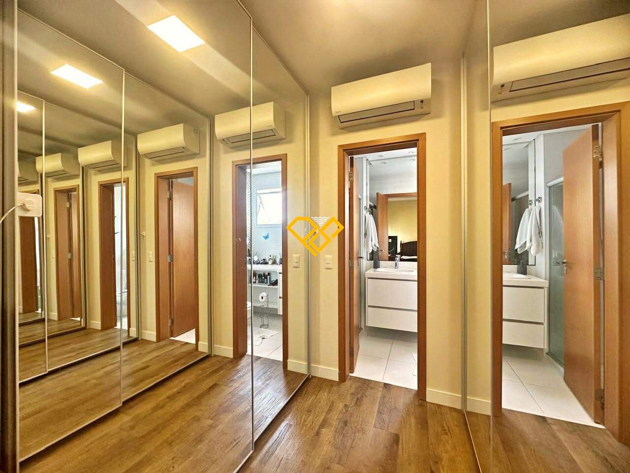 Garden à venda no Embaré: Suíte 1