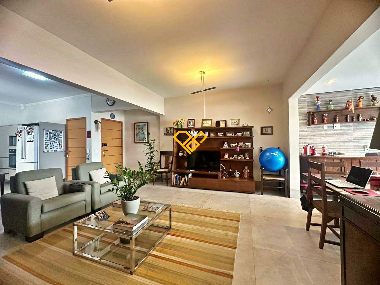 Garden à venda no Embaré: Sala