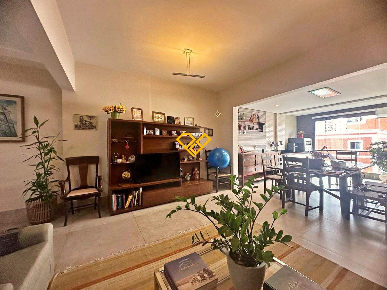 Garden à venda no Embaré: Sala