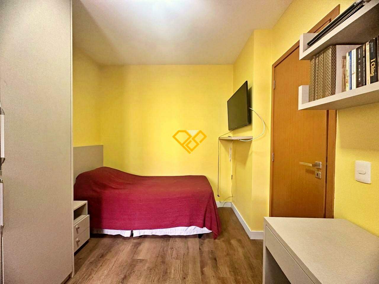 Garden à venda no Embaré: Suíte 3