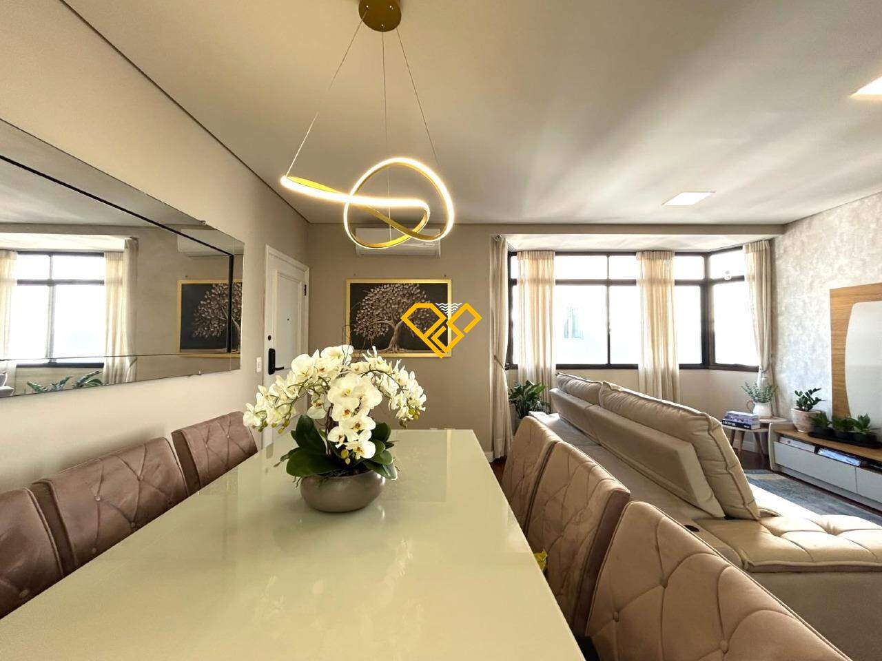 Apartamento à venda no Embaré: Sala