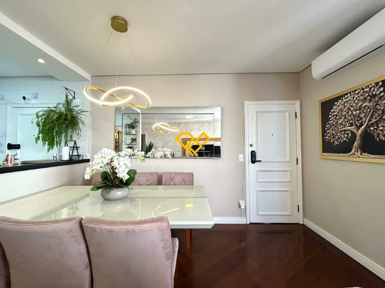 Apartamento à venda no Embaré: Sala