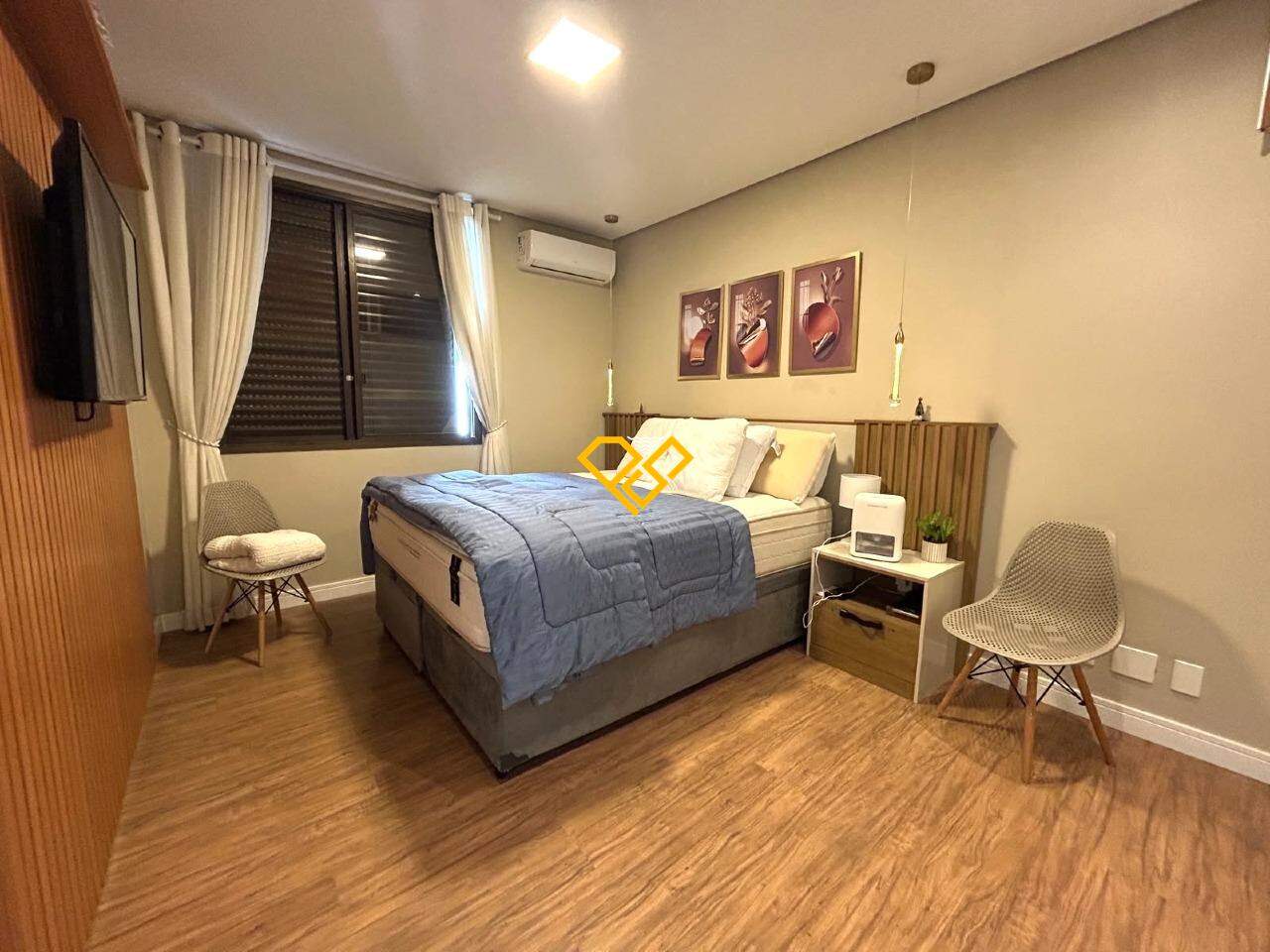Apartamento à venda no Embaré: Dormitório 1 - suíte