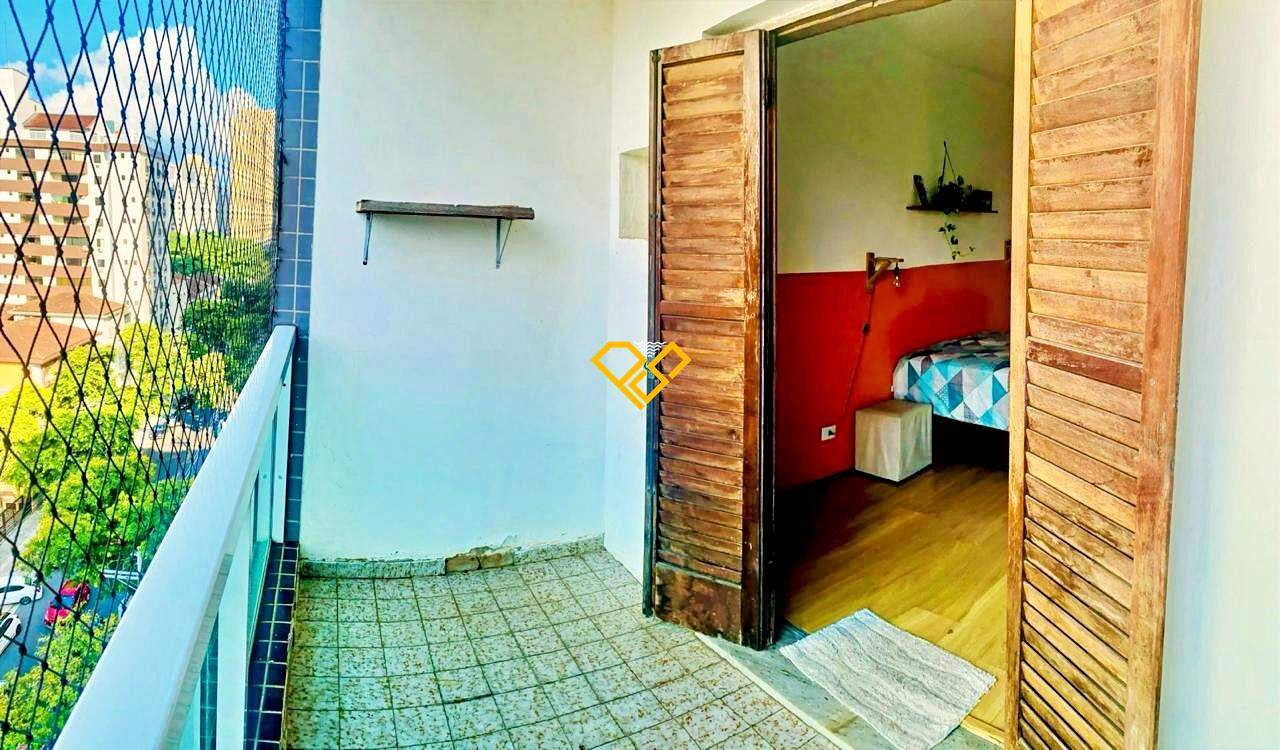 Apartamento à venda no Gonzaga: Varanda