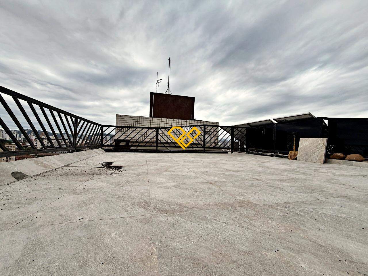 Cobertura à venda no Macuco: Área externa