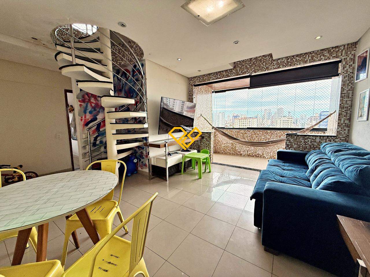 Cobertura à venda no Macuco: Sala