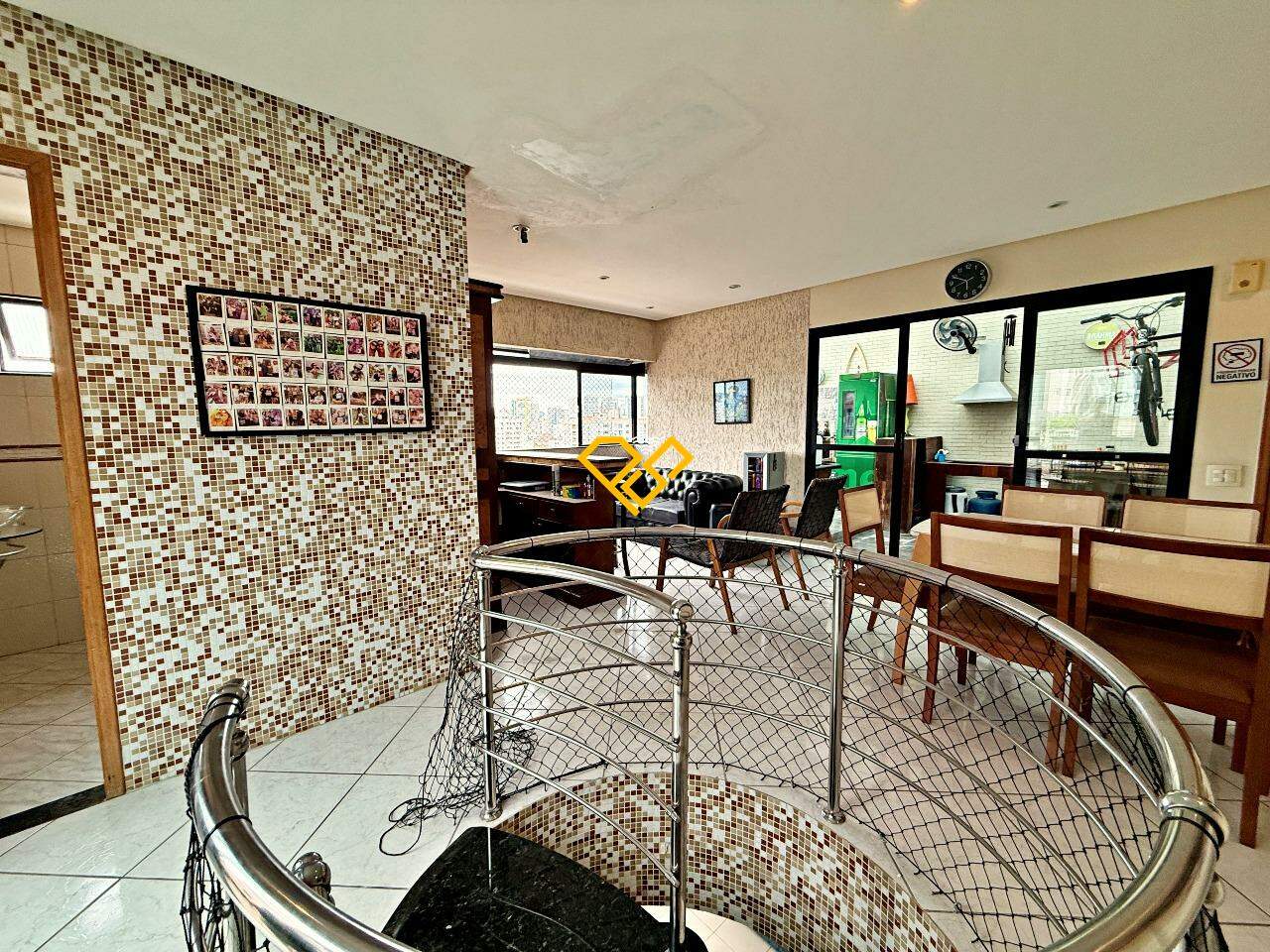 Cobertura à venda no Macuco: Sala 1 Andar