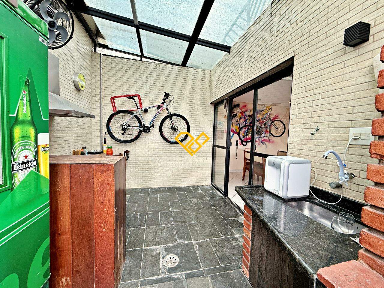 Cobertura à venda no Macuco: Churrasqueira Coberta