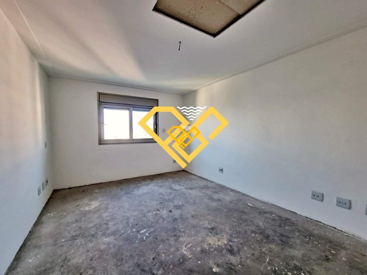 Apartamento à venda no Ponta da Praia: 