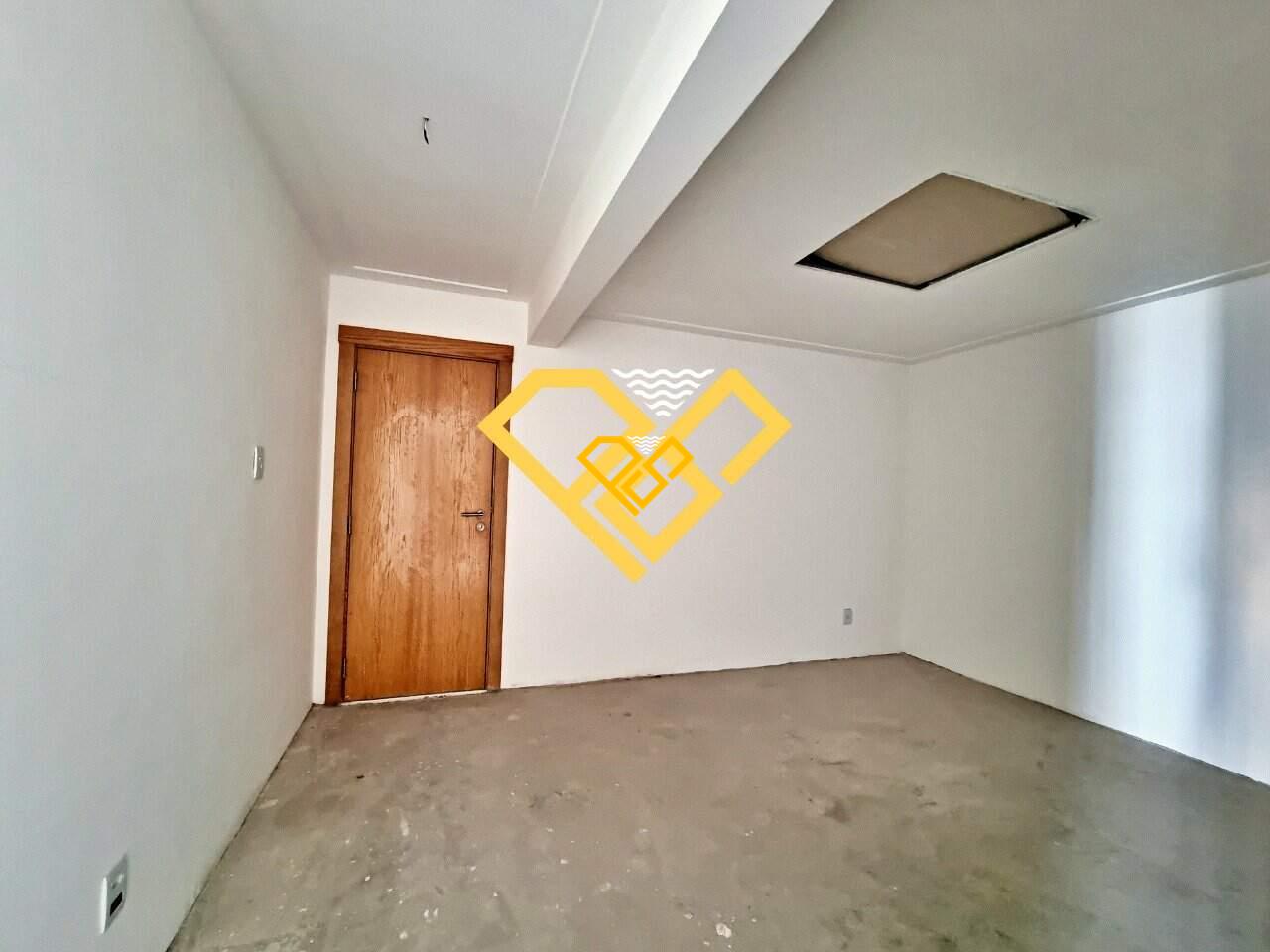 Apartamento à venda no Ponta da Praia: 