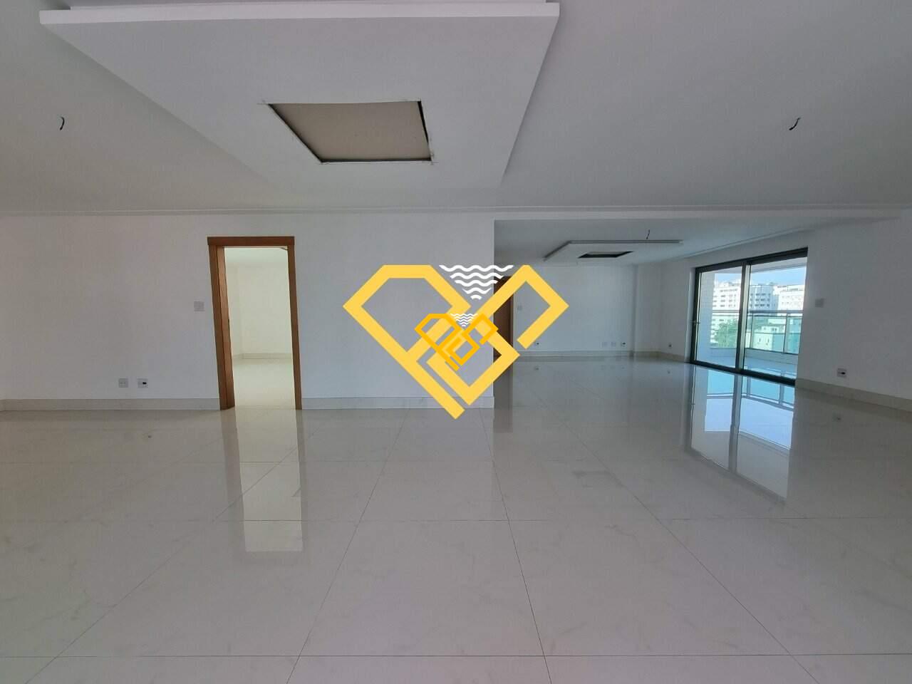 Apartamento à venda no Ponta da Praia: 