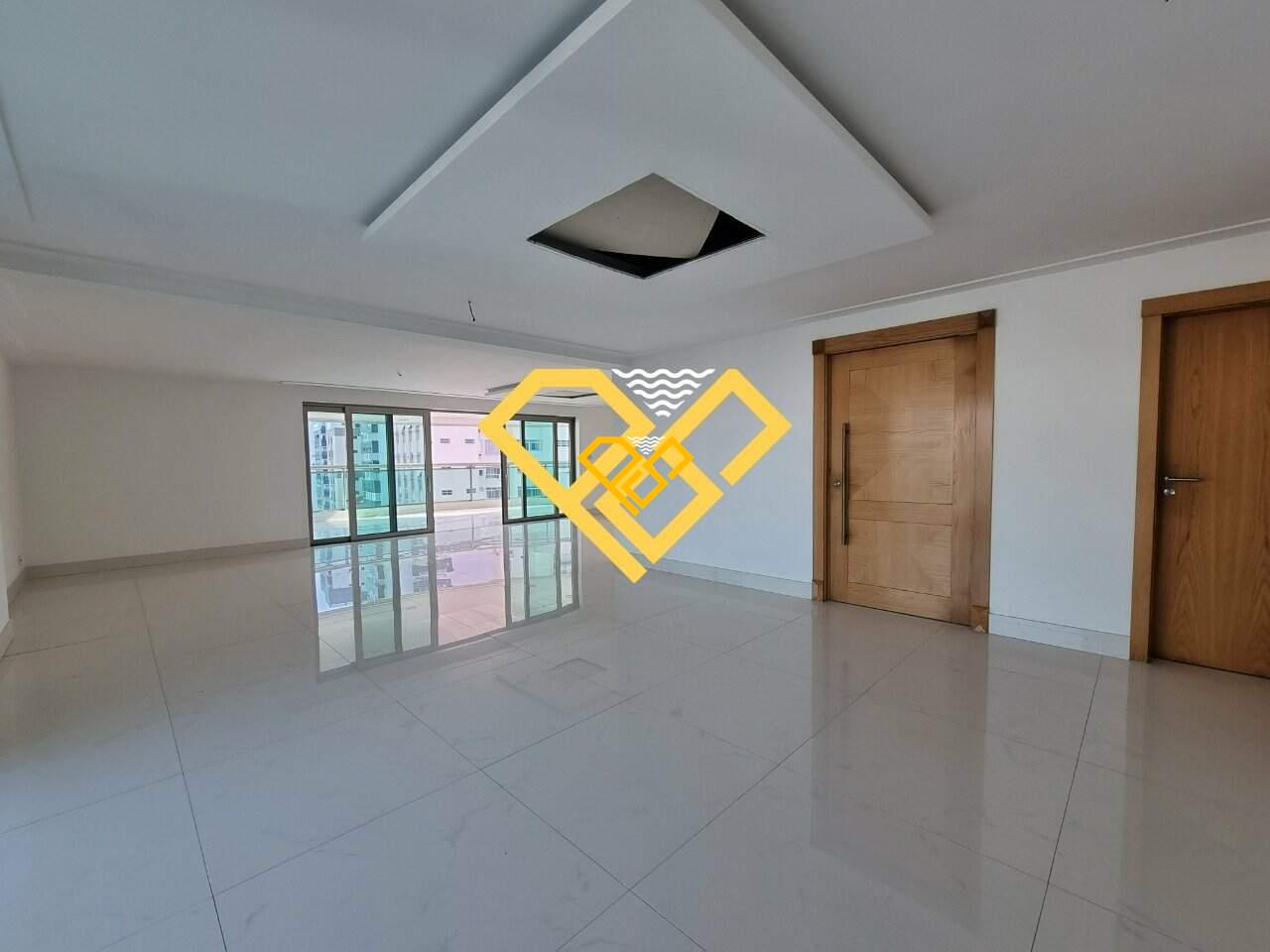 Apartamento à venda no Ponta da Praia: 