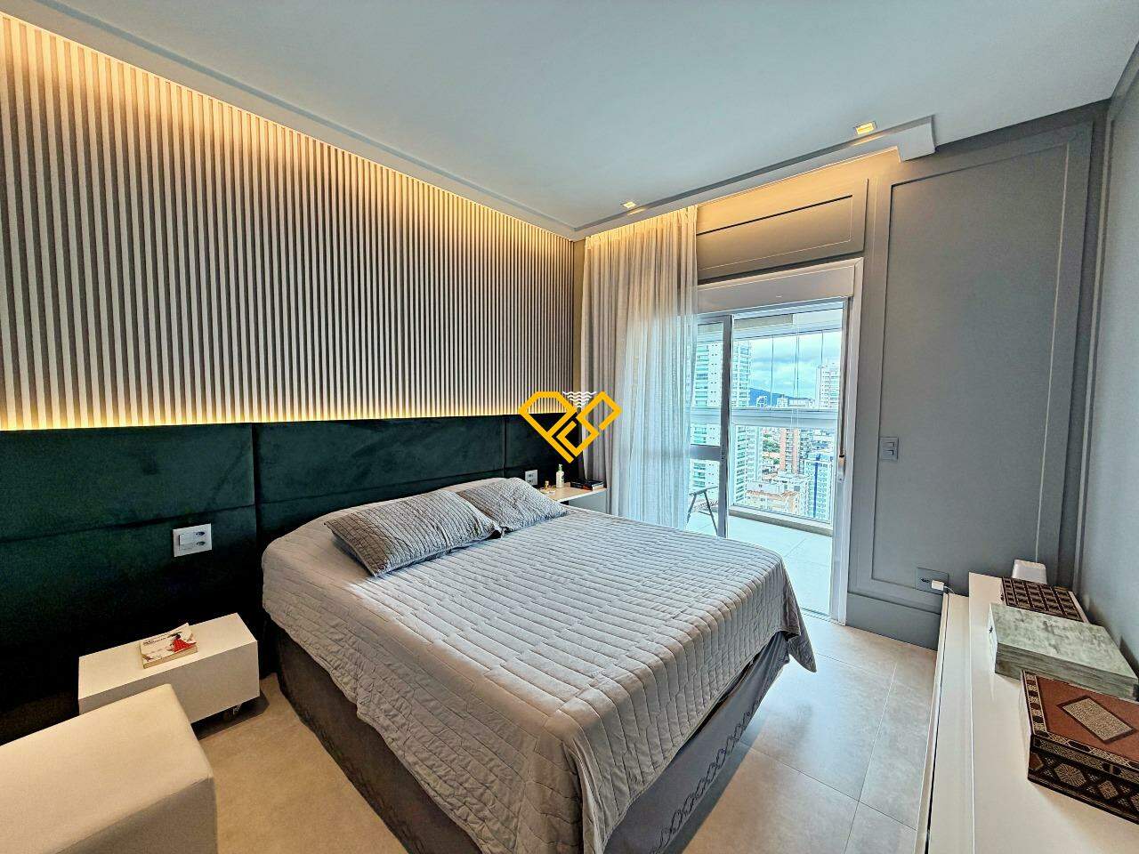 Apartamento à venda no Aparecida: Dormitório 4 - suíte master
