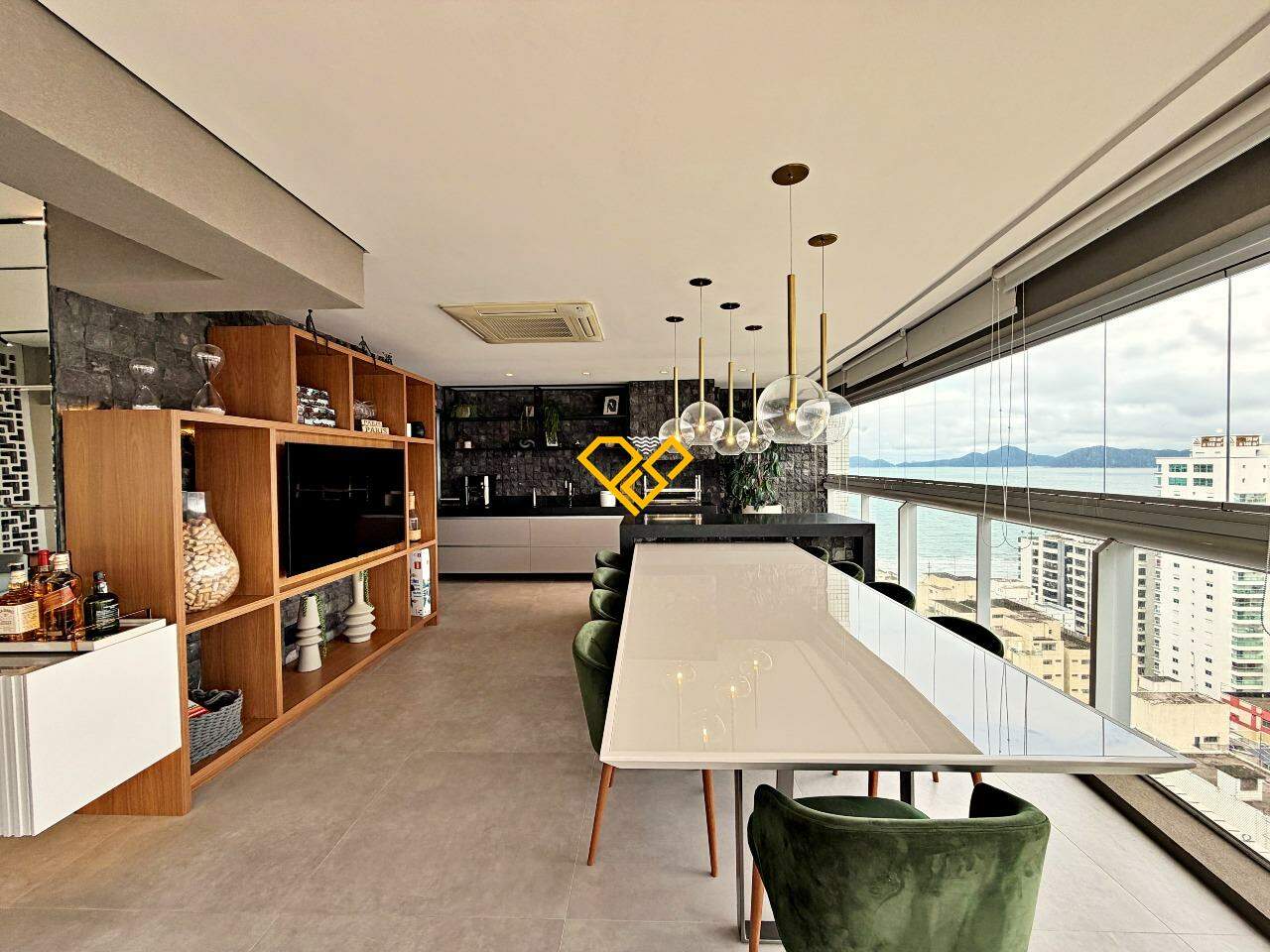 Apartamento à venda no Aparecida: Varanda