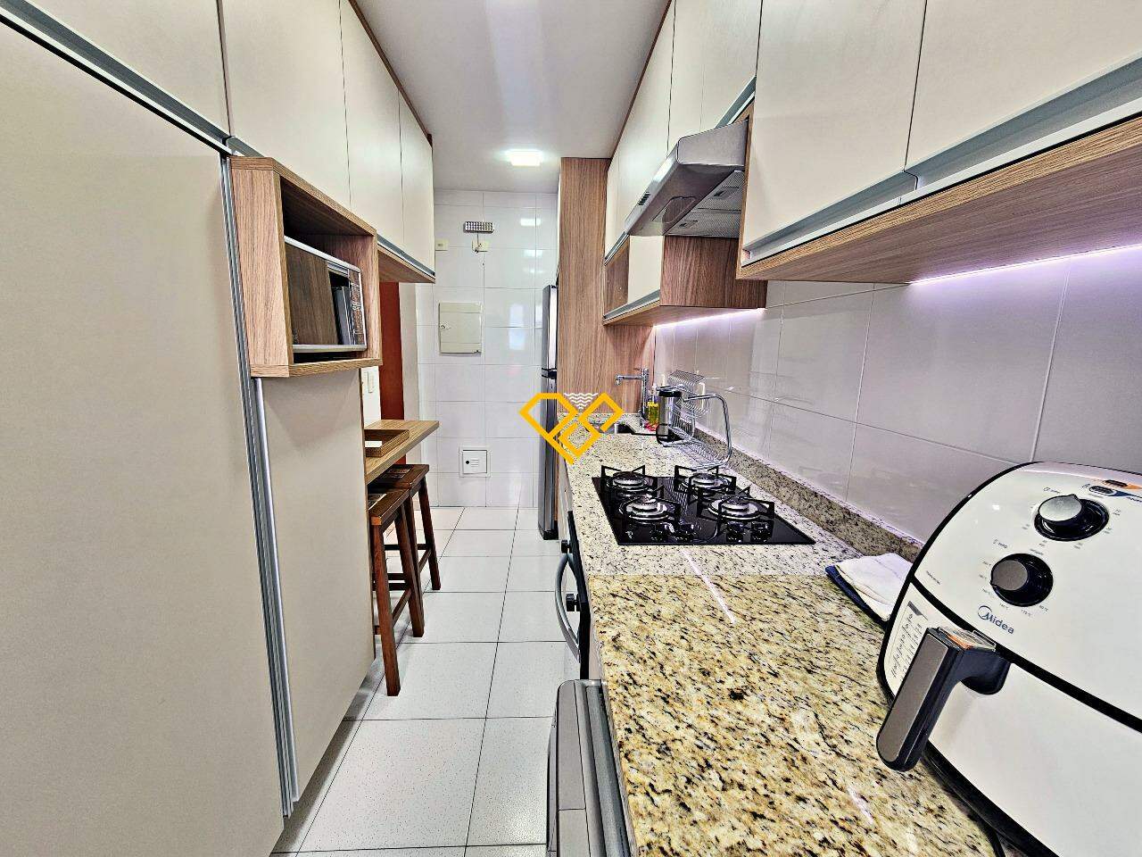 Apartamento à venda no Gonzaga: Cozinha