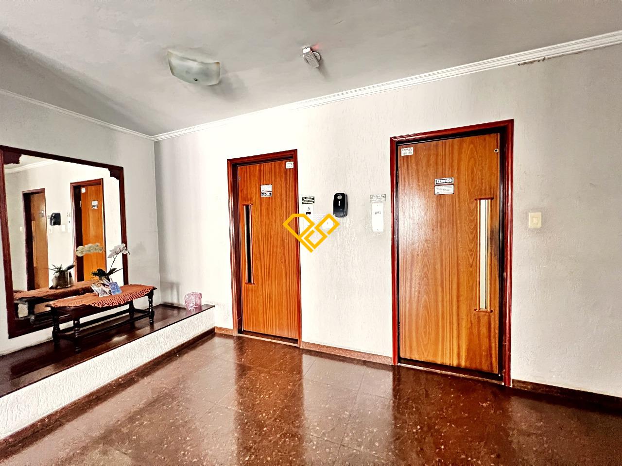Apartamento à venda no Pompéia: Hall do condominio