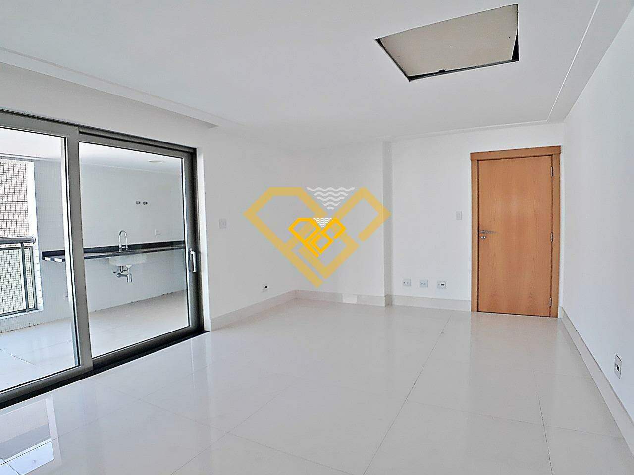 Apartamento à venda no Ponta da Praia: 