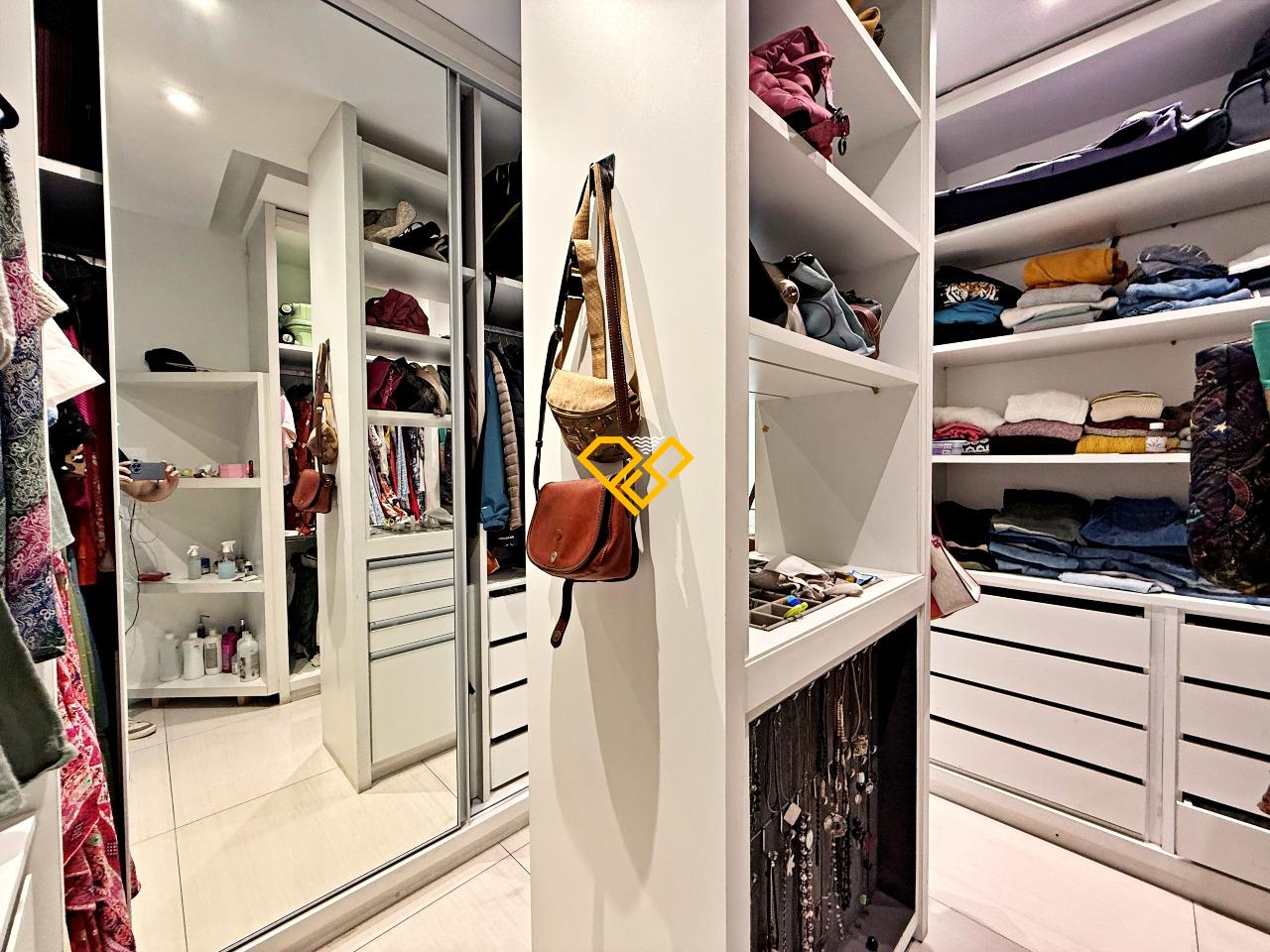 Garden à venda no Aparecida: Dormitório 4