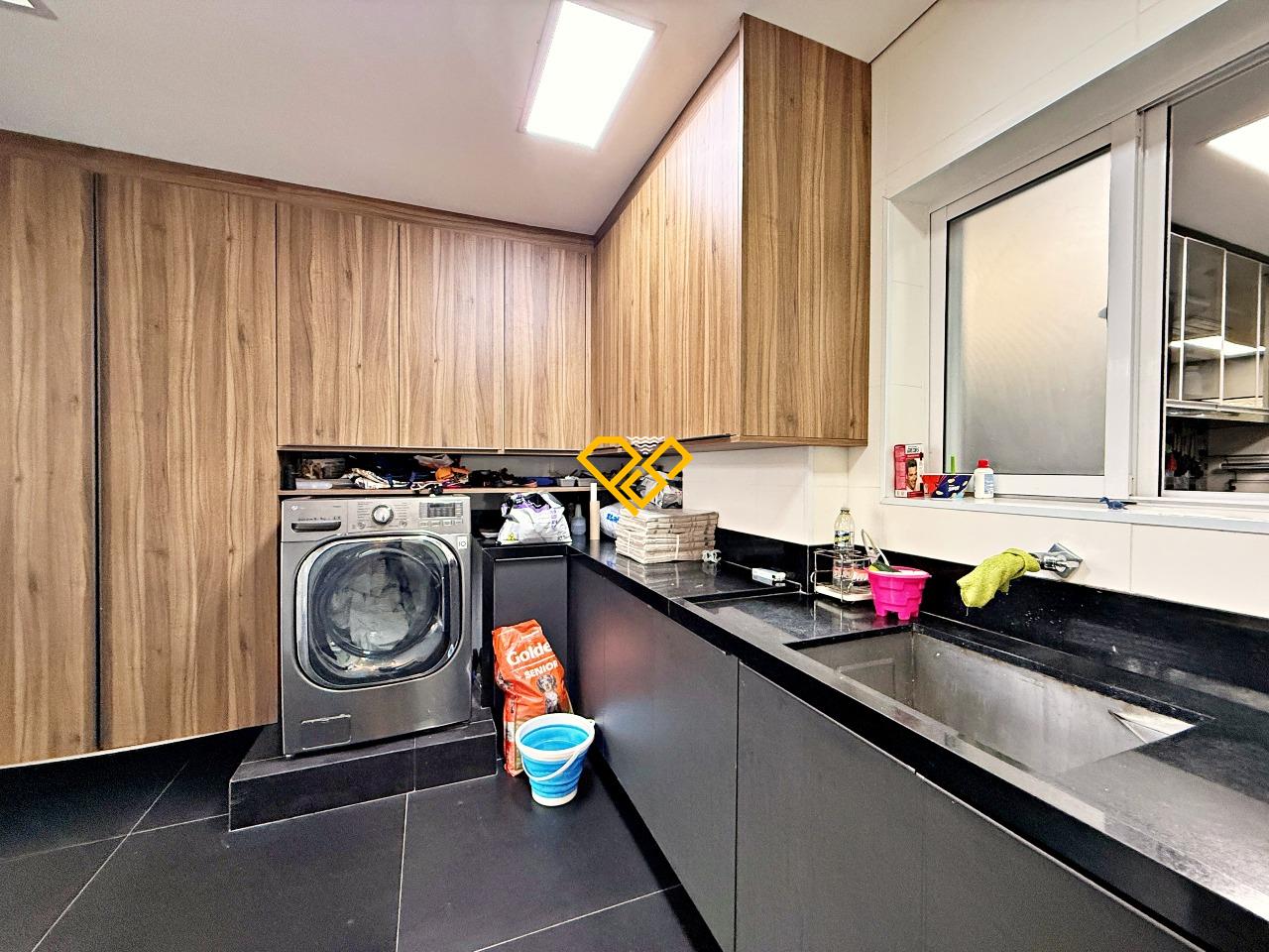 Garden à venda no Aparecida: Área de serviço