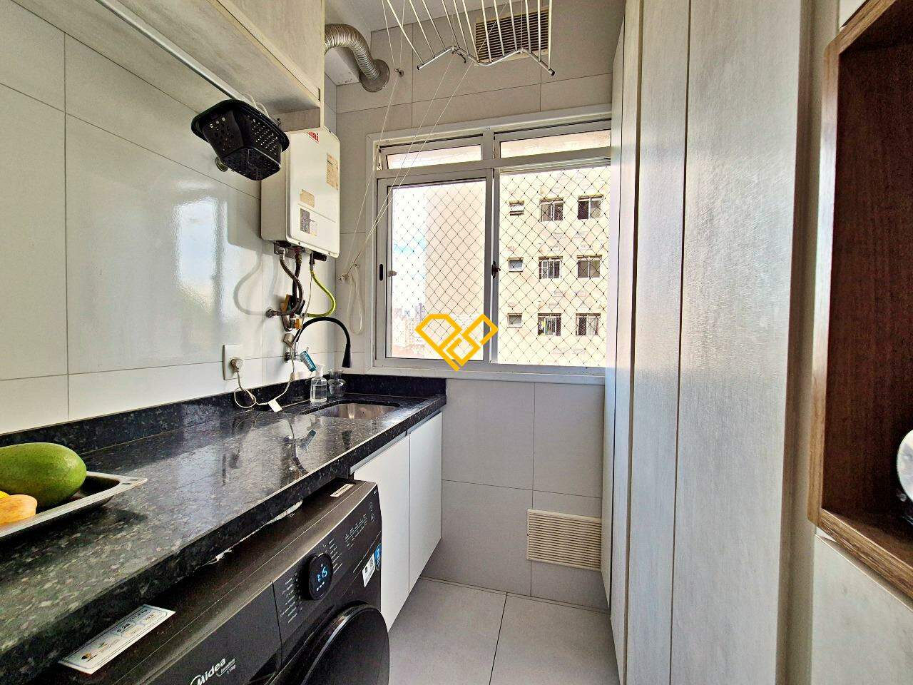 Apartamento à venda no Marapé: Área de serviço