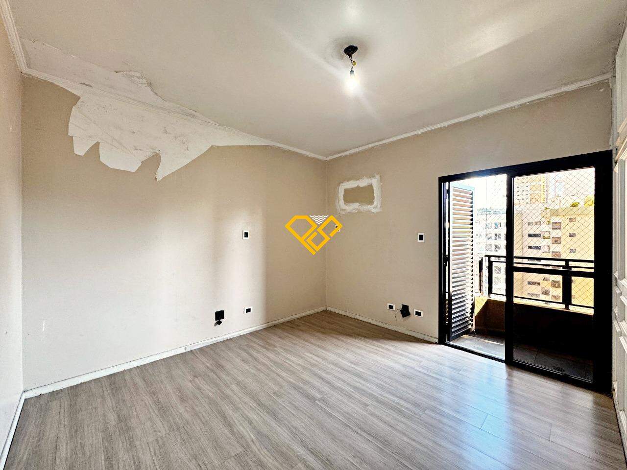 Cobertura à venda no Boqueirão: 