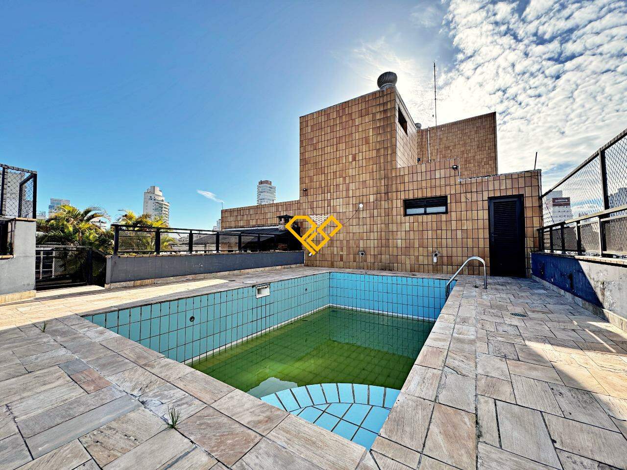 Cobertura à venda no Boqueirão: 