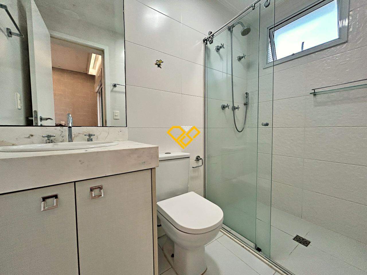 Apartamento à venda no Ponta da Praia: Wc suíte 2