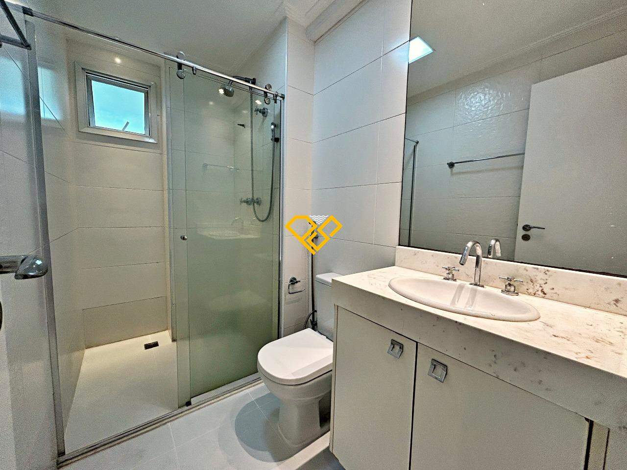 Apartamento à venda no Ponta da Praia: Wc suíte 1 - master