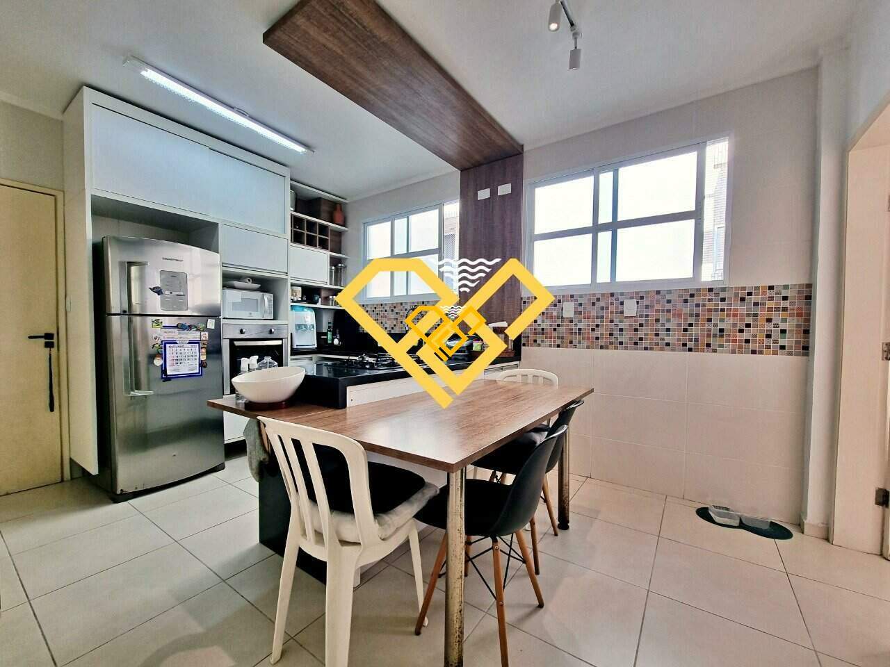 Apartamento à venda no Gonzaga: Cozinha