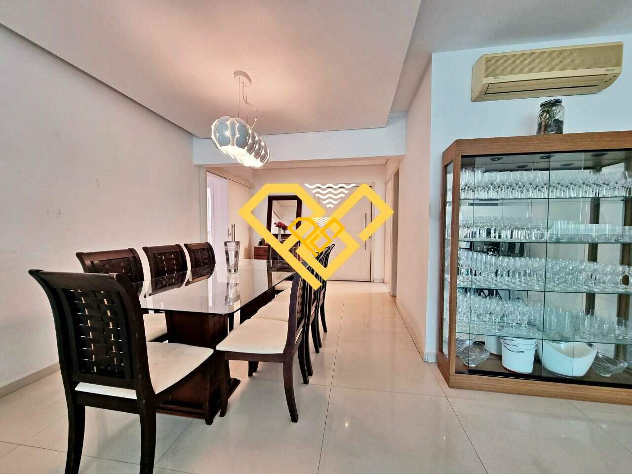 Apartamento à venda no Gonzaga: Sala