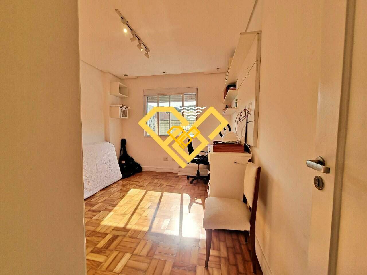 Apartamento à venda no Gonzaga: Dormitório 2 - suíte
