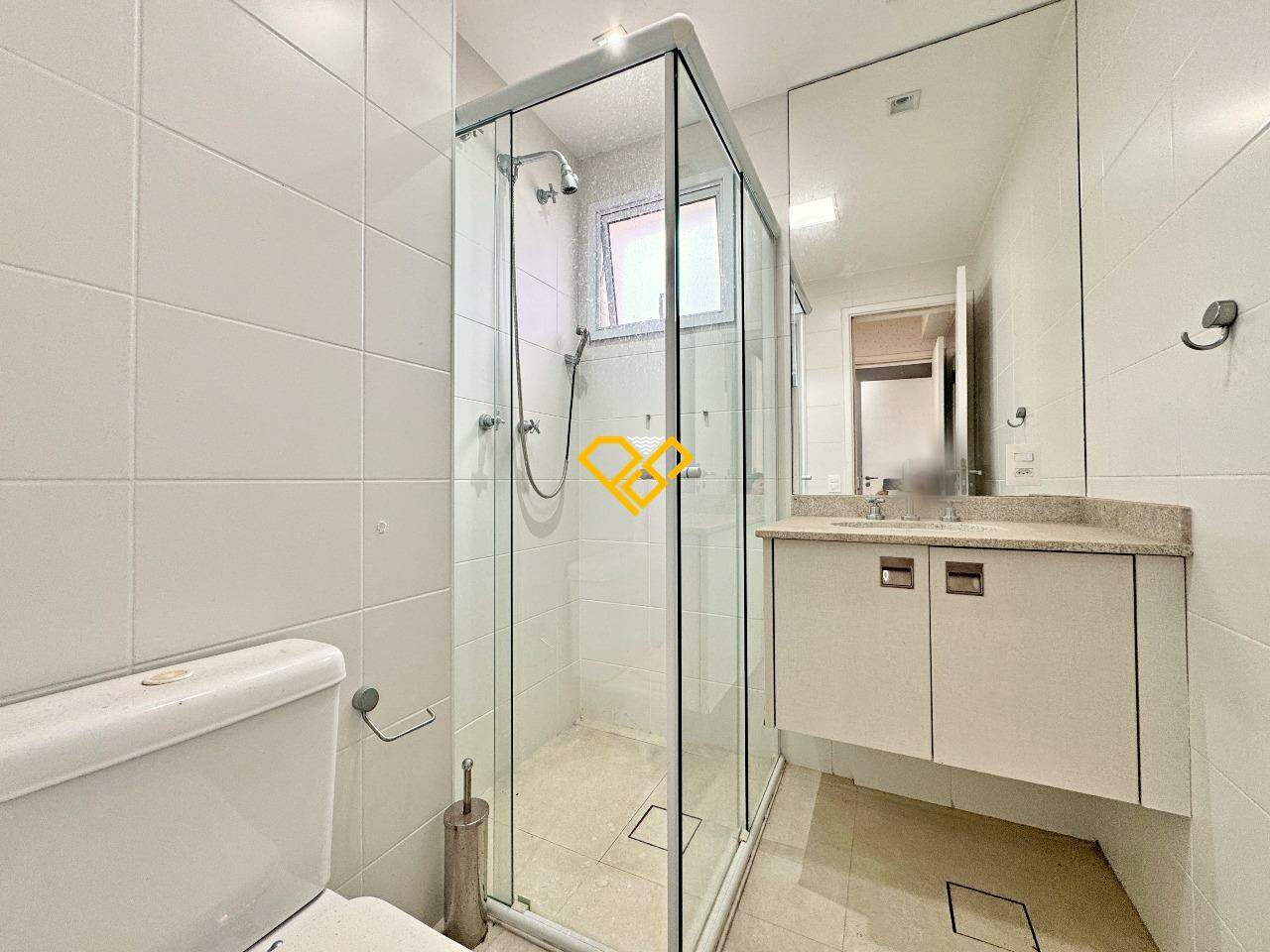Apartamento à venda no Ponta da Praia: Wc suíte 3