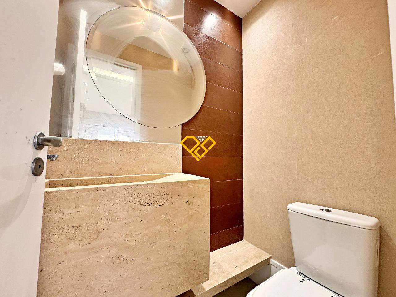 Apartamento à venda no Ponta da Praia: Lavabo