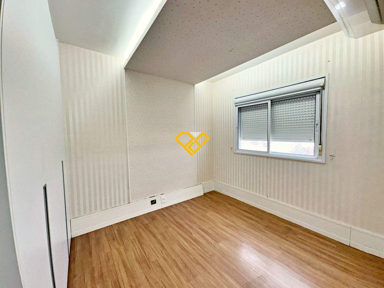 Apartamento à venda no Ponta da Praia: Suíte 3