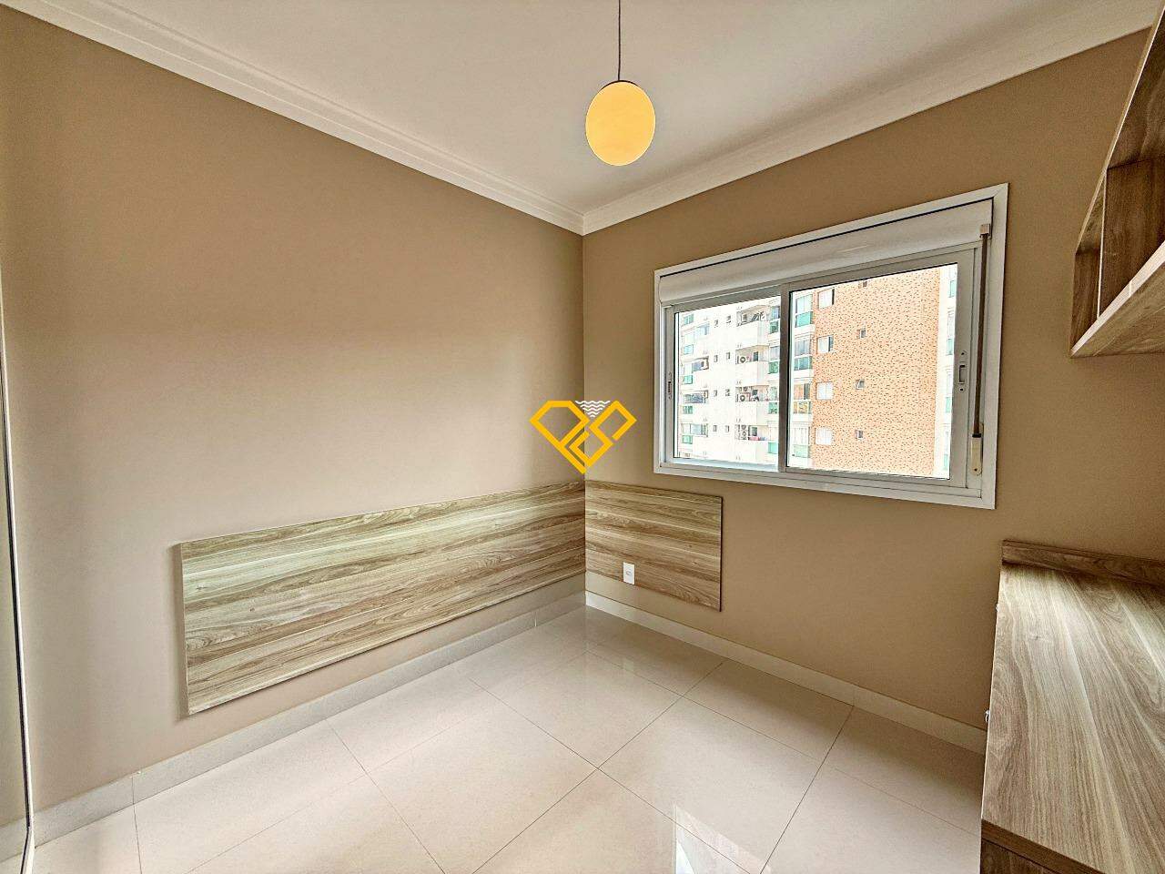 Apartamento à venda no Ponta da Praia: Dormitório 1