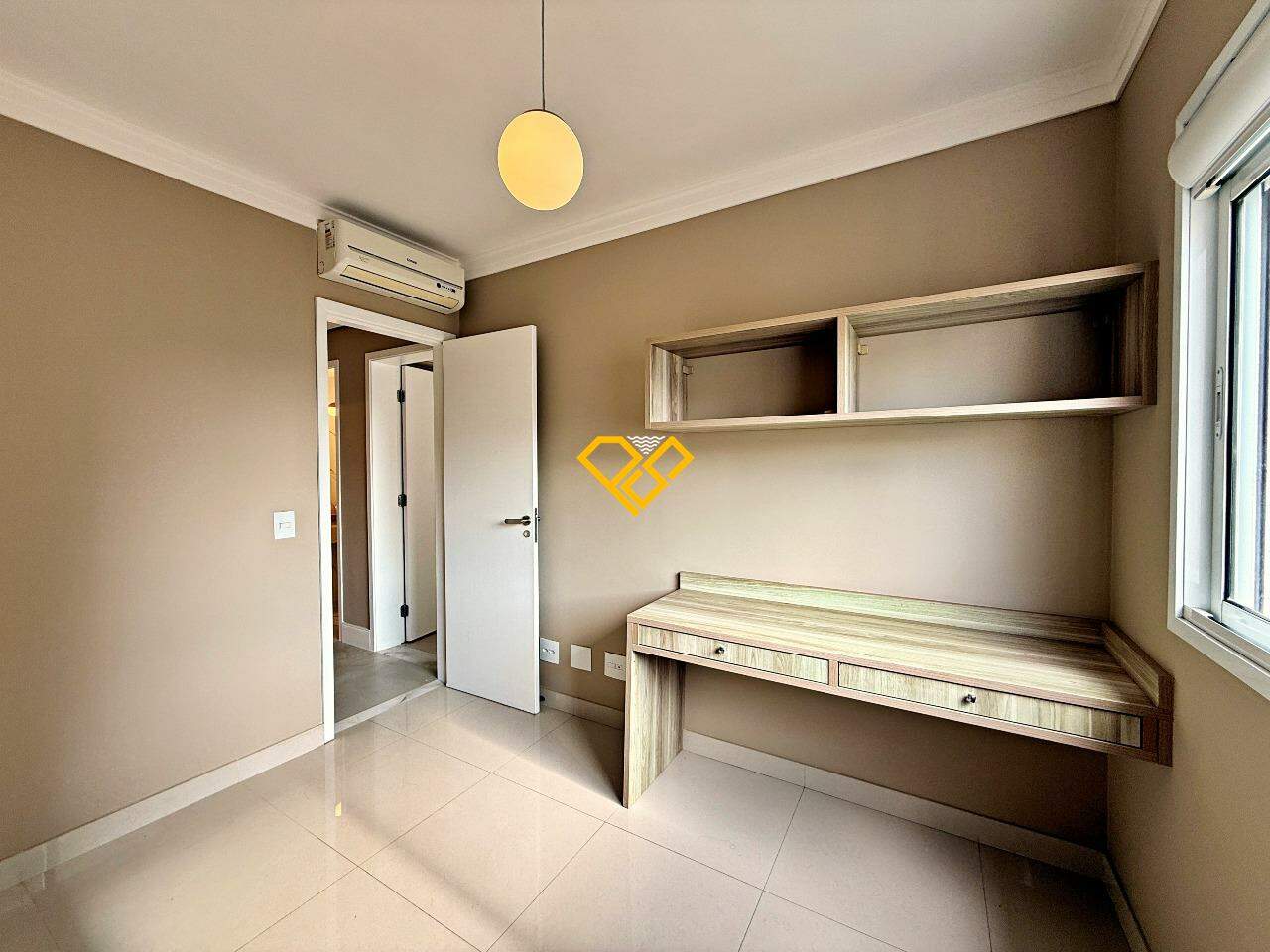 Apartamento à venda no Ponta da Praia: Dormitório 2
