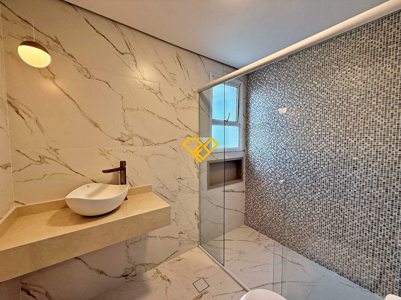 Apartamento à venda no Ponta da Praia: Wc Dormitório 3 - Suíte