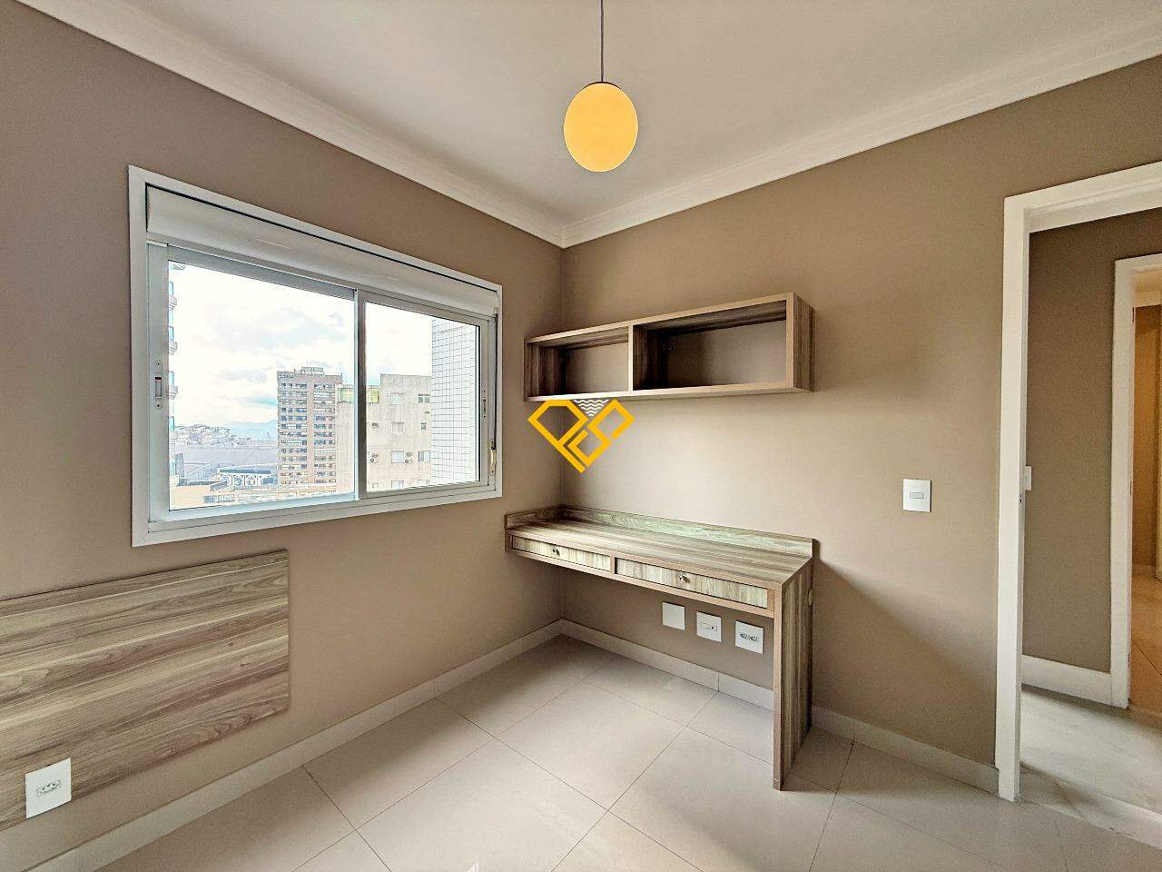 Apartamento à venda no Ponta da Praia: Dormitório 1