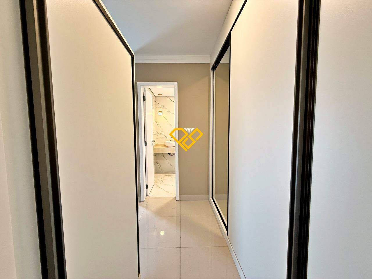 Apartamento à venda no Ponta da Praia: Dormitório 3 - Suíte