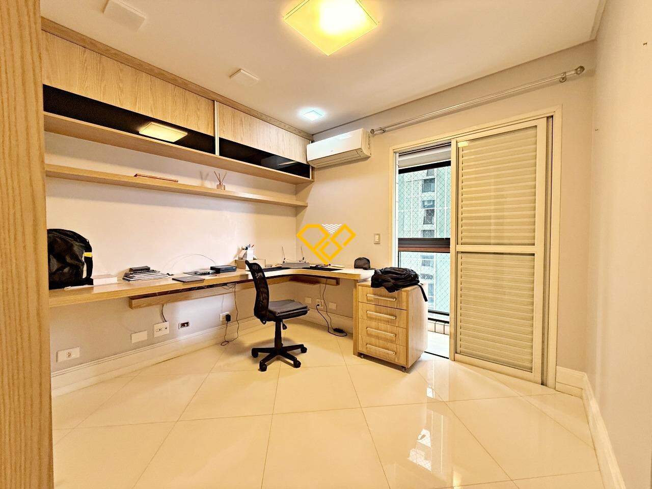 Apartamento à venda no Gonzaga: Suíte 2