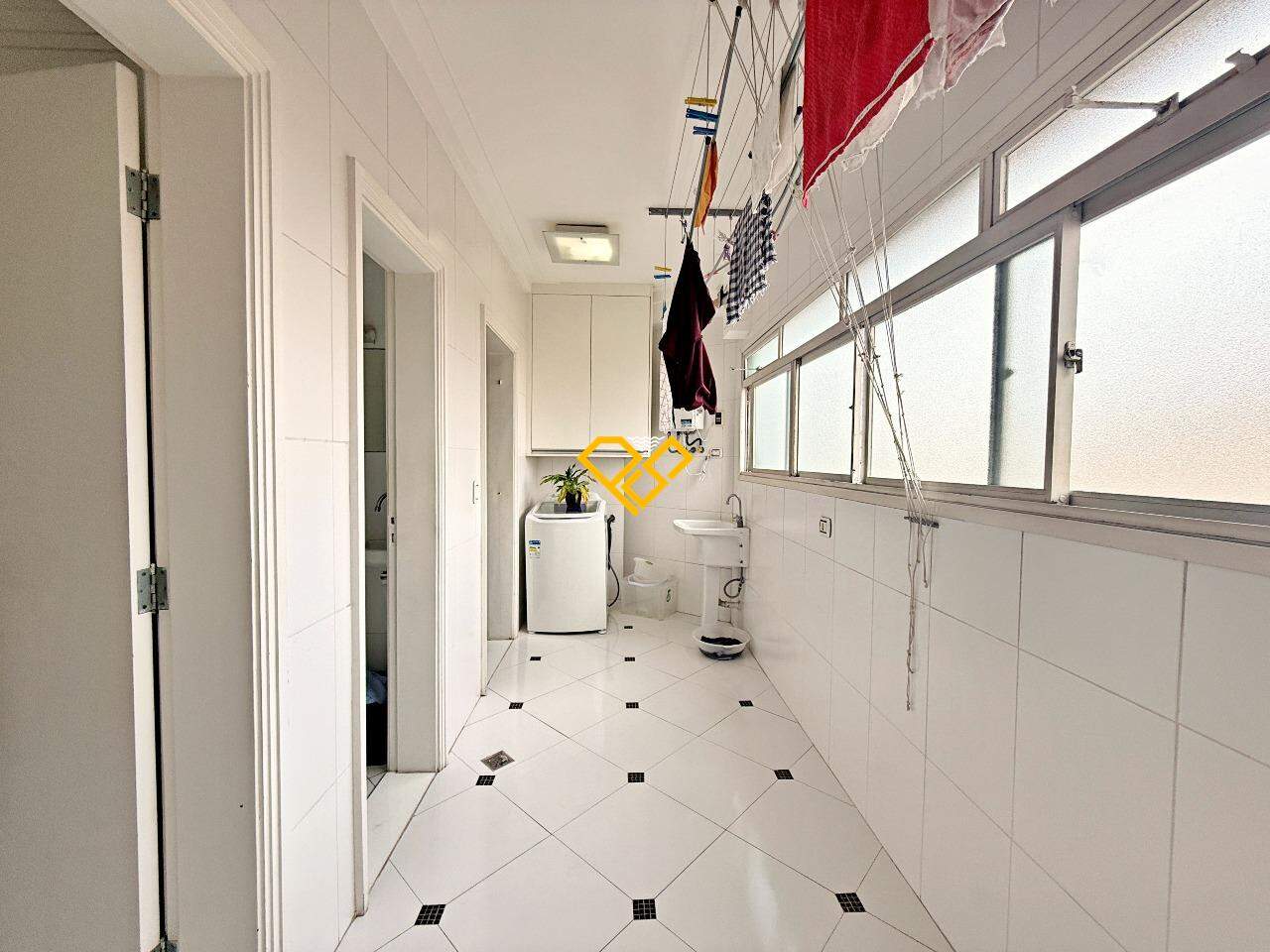 Apartamento à venda no Gonzaga: Área de serviço