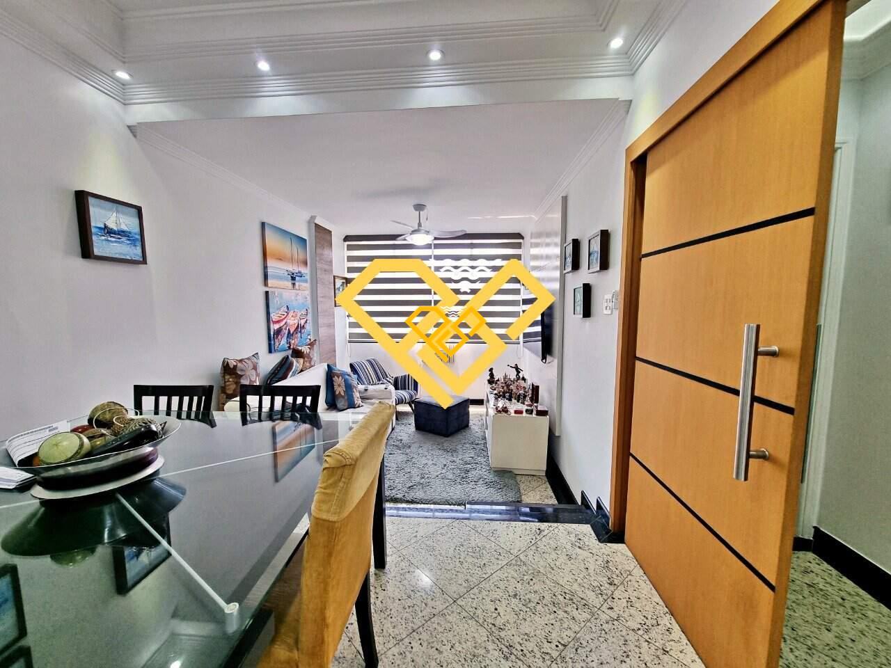 Apartamento à venda no Ponta da Praia: Sala