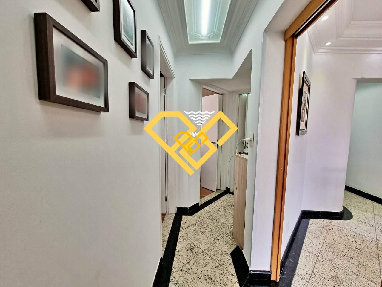 Apartamento à venda no Ponta da Praia: Hall da área íntima