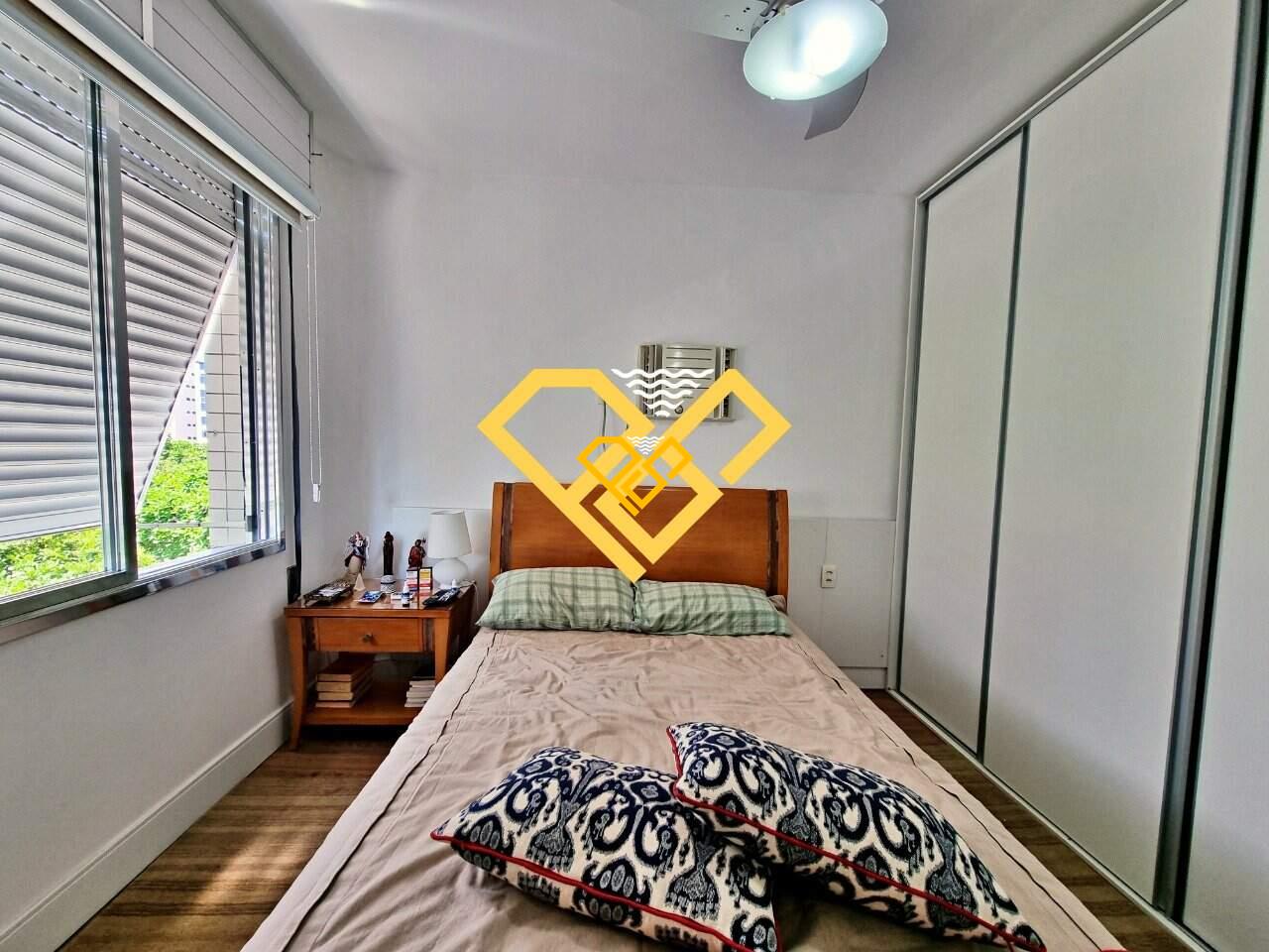 Apartamento à venda no Ponta da Praia: Dormitório 1 - suíte
