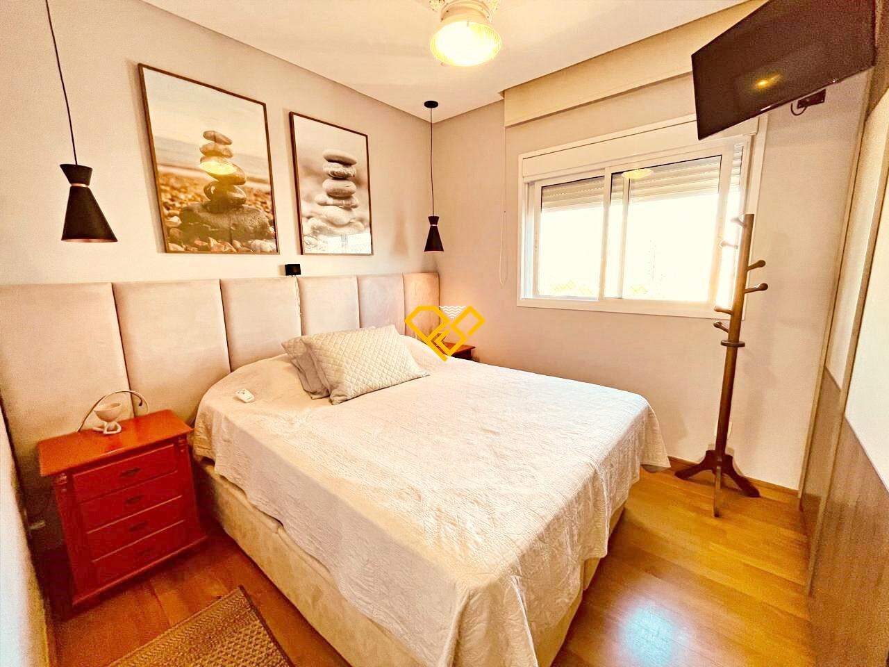 Apartamento à venda no Embaré: Suíte 1